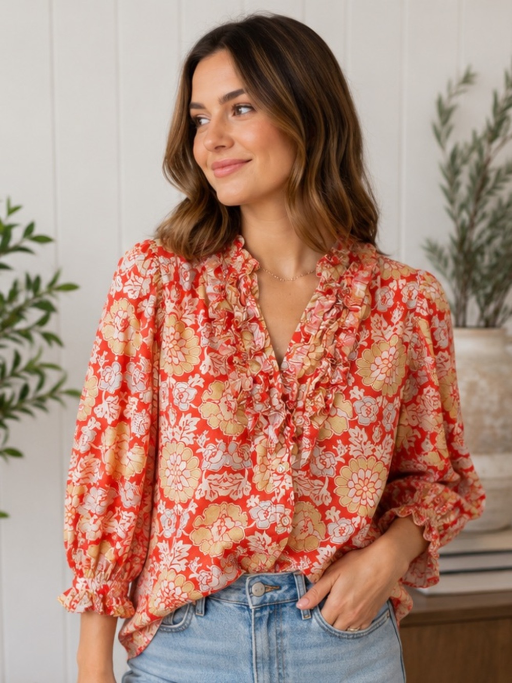 Oliphant Women’s Red Floral Ruffle Neck Blouse Size Small